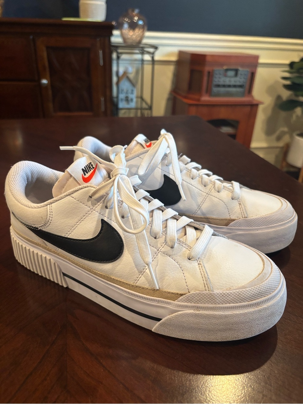 Nike Court Legacy Lift Women’s Platform Sneakers – Size 9.5